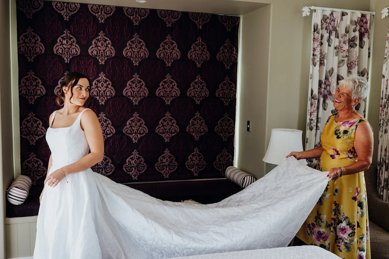 Modes Bridal Boutique, Fashion & Attire in Newmarket
