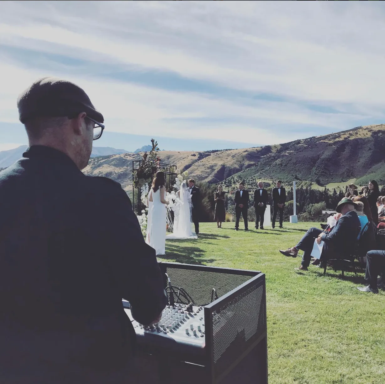 Mountain Beats DJ Co