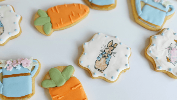 Ellie & Cakes cover photo