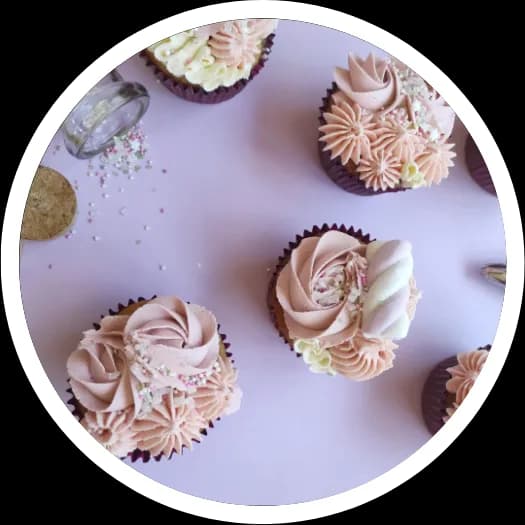 Ellie & Cakes