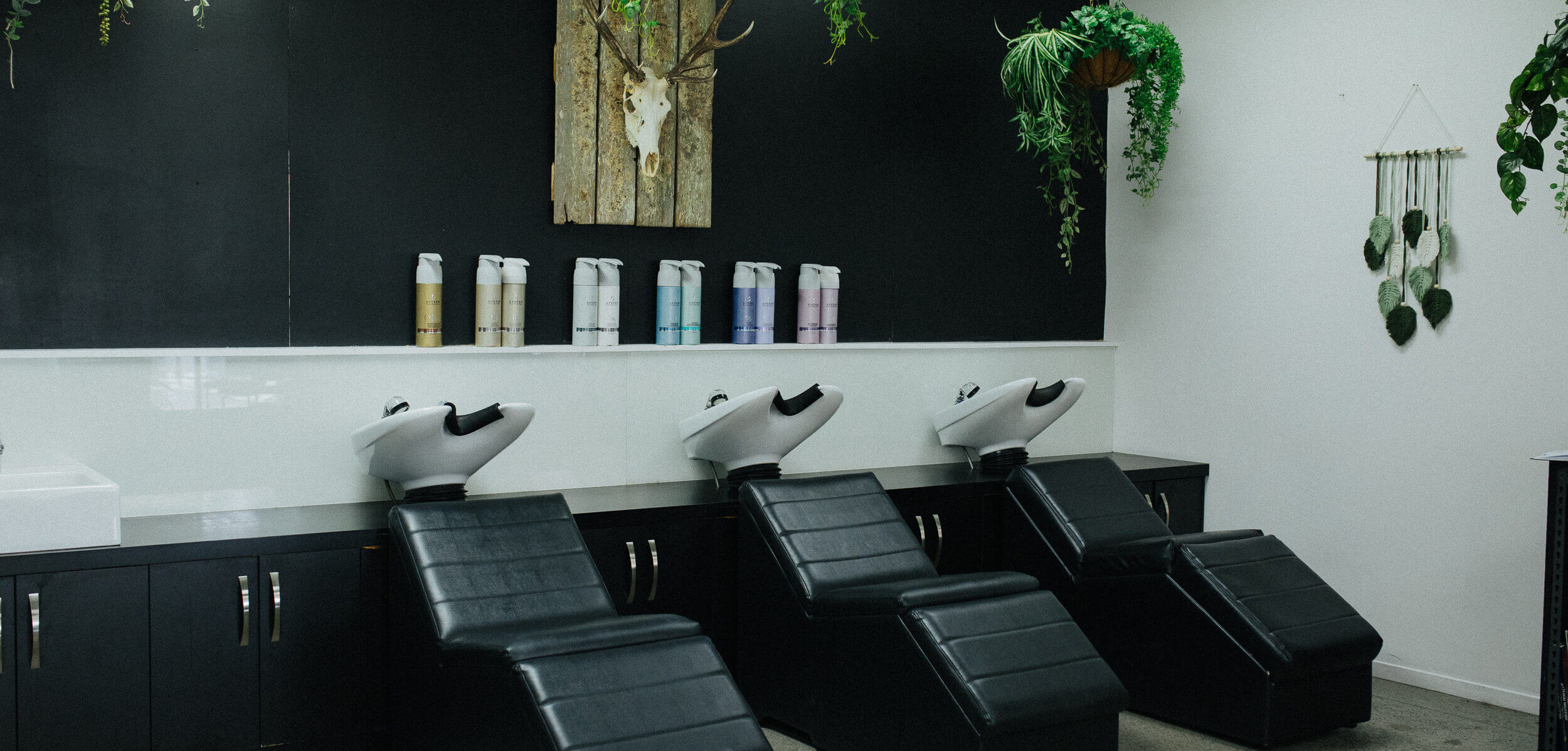 Pattersons Salon cover photo