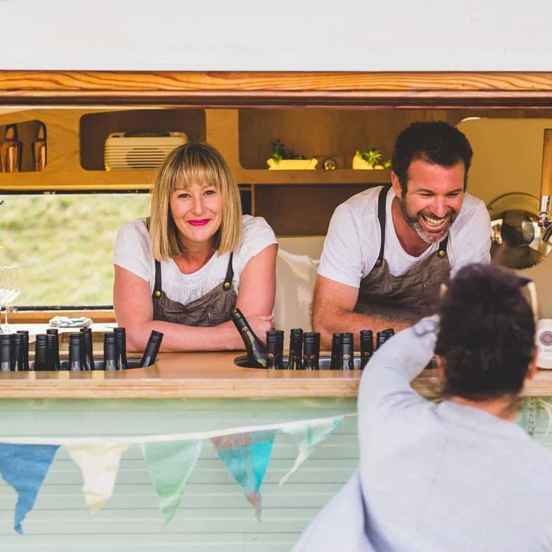 Bernie Caravan Bar, Catering
