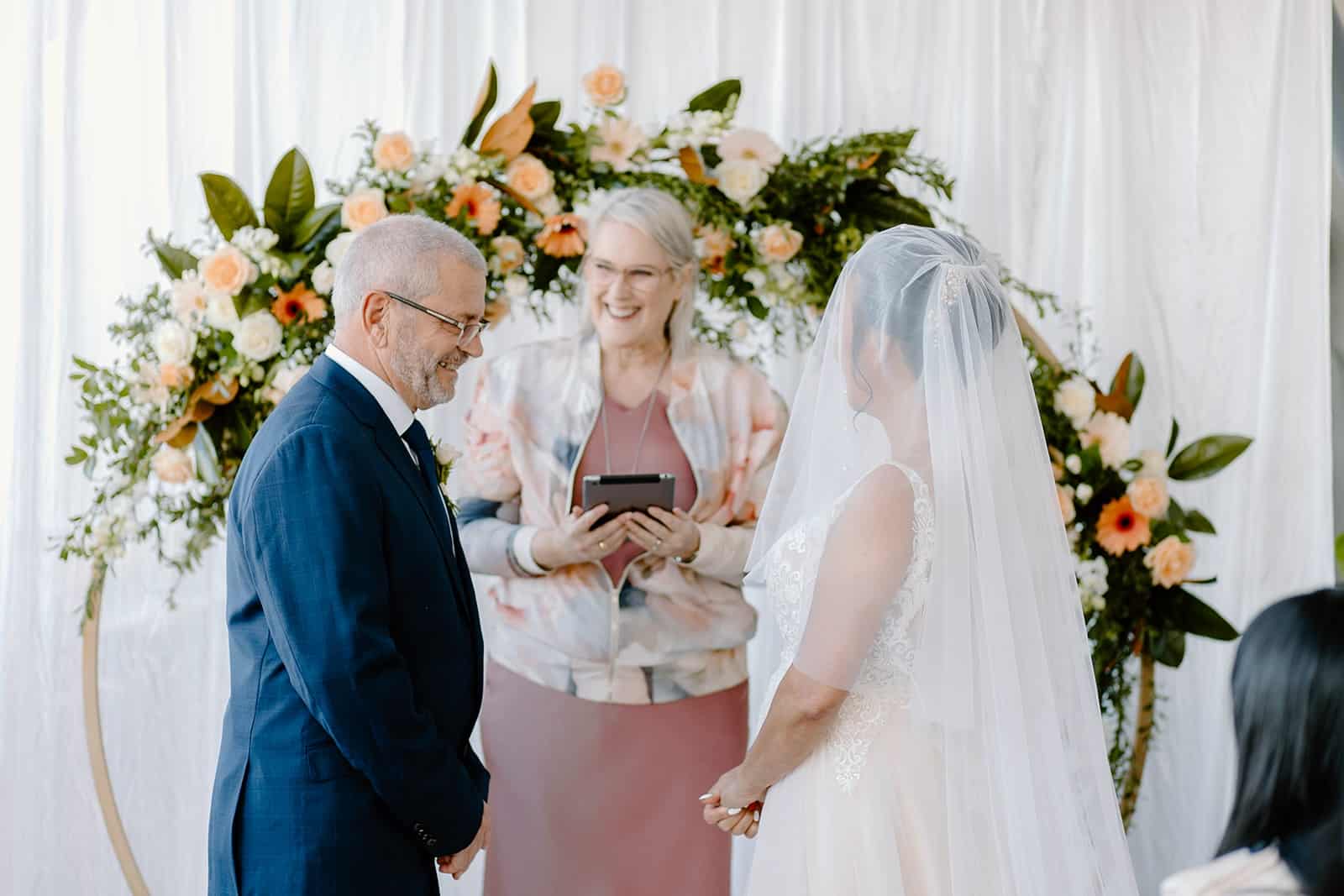 Lucky in Love Wedding Celebrant, Celebrants in Auckland